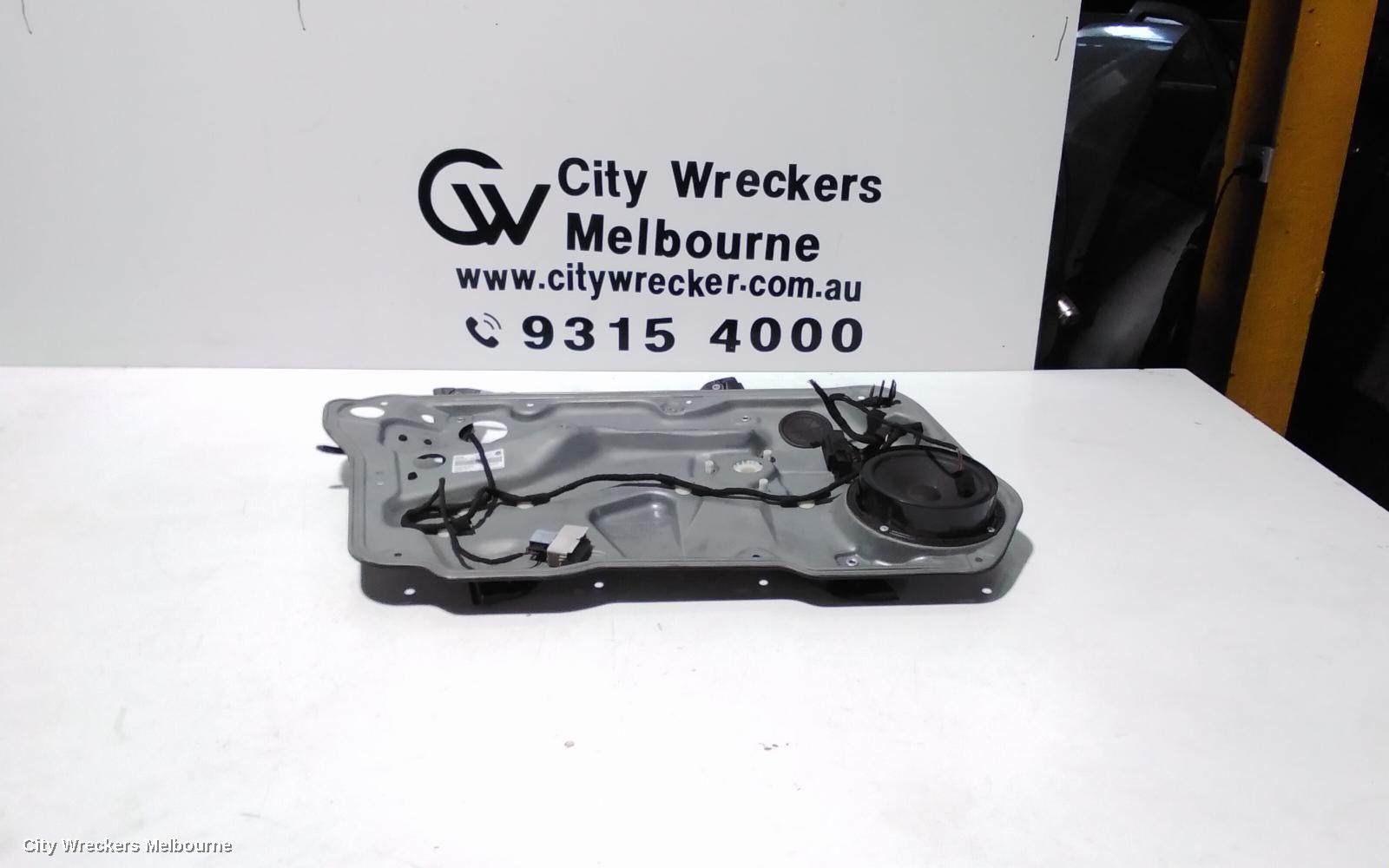 VOLKSWAGEN GOLF LEFT FRONT WINDOW REG/MOTOR, 5DR HATCH POWER - MOTOR ONLY 09/1998 - 04/2004
