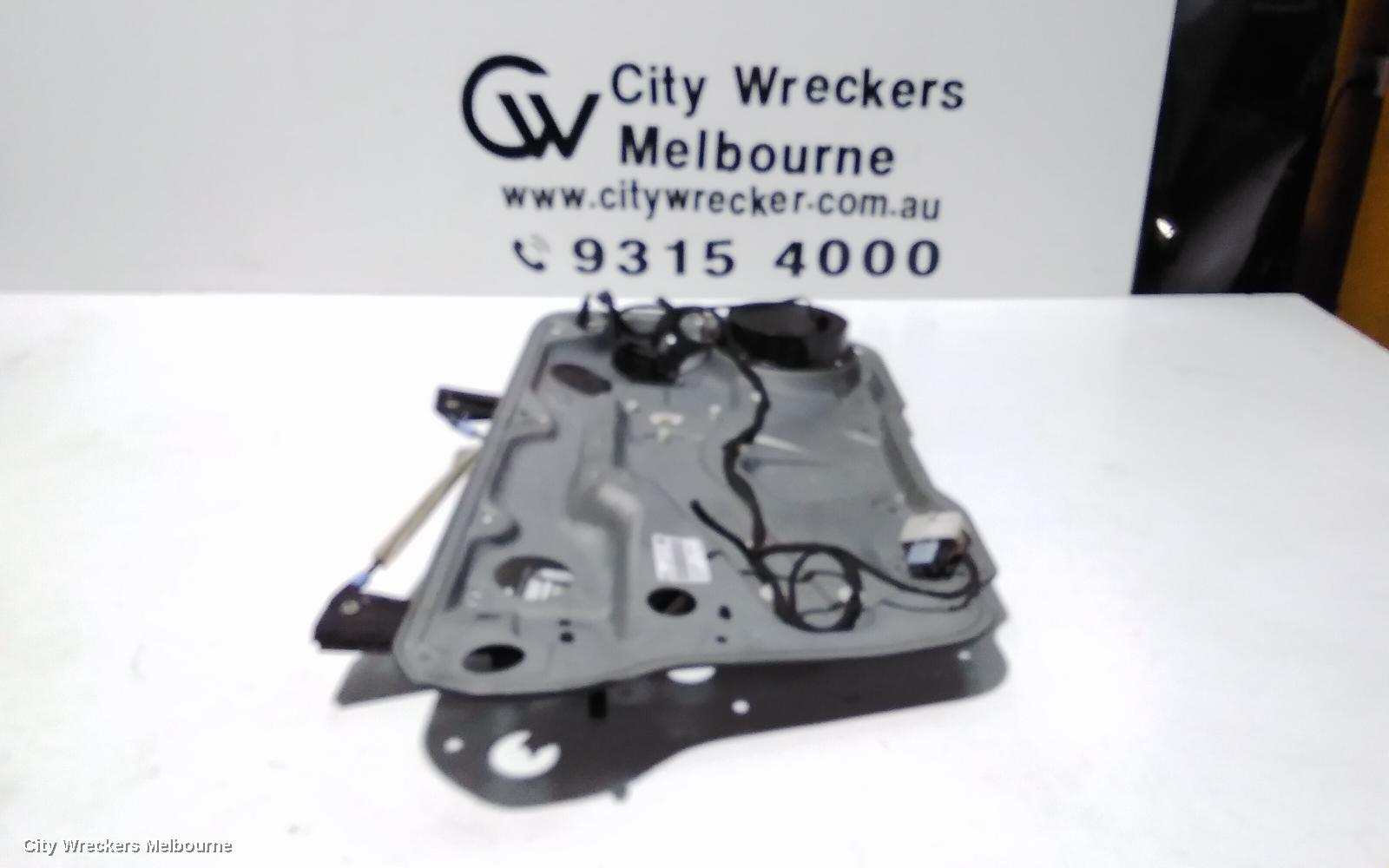 VOLKSWAGEN GOLF LEFT FRONT WINDOW REG/MOTOR, 5DR HATCH POWER - MOTOR ONLY 09/1998 - 04/2004