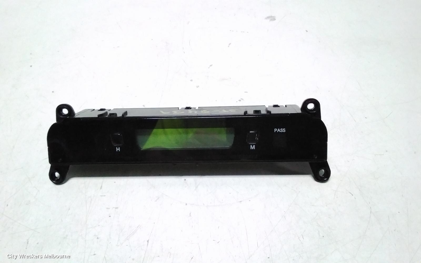 HYUNDAI I45 CLOCK, YF, 02/2010 - 05/2014