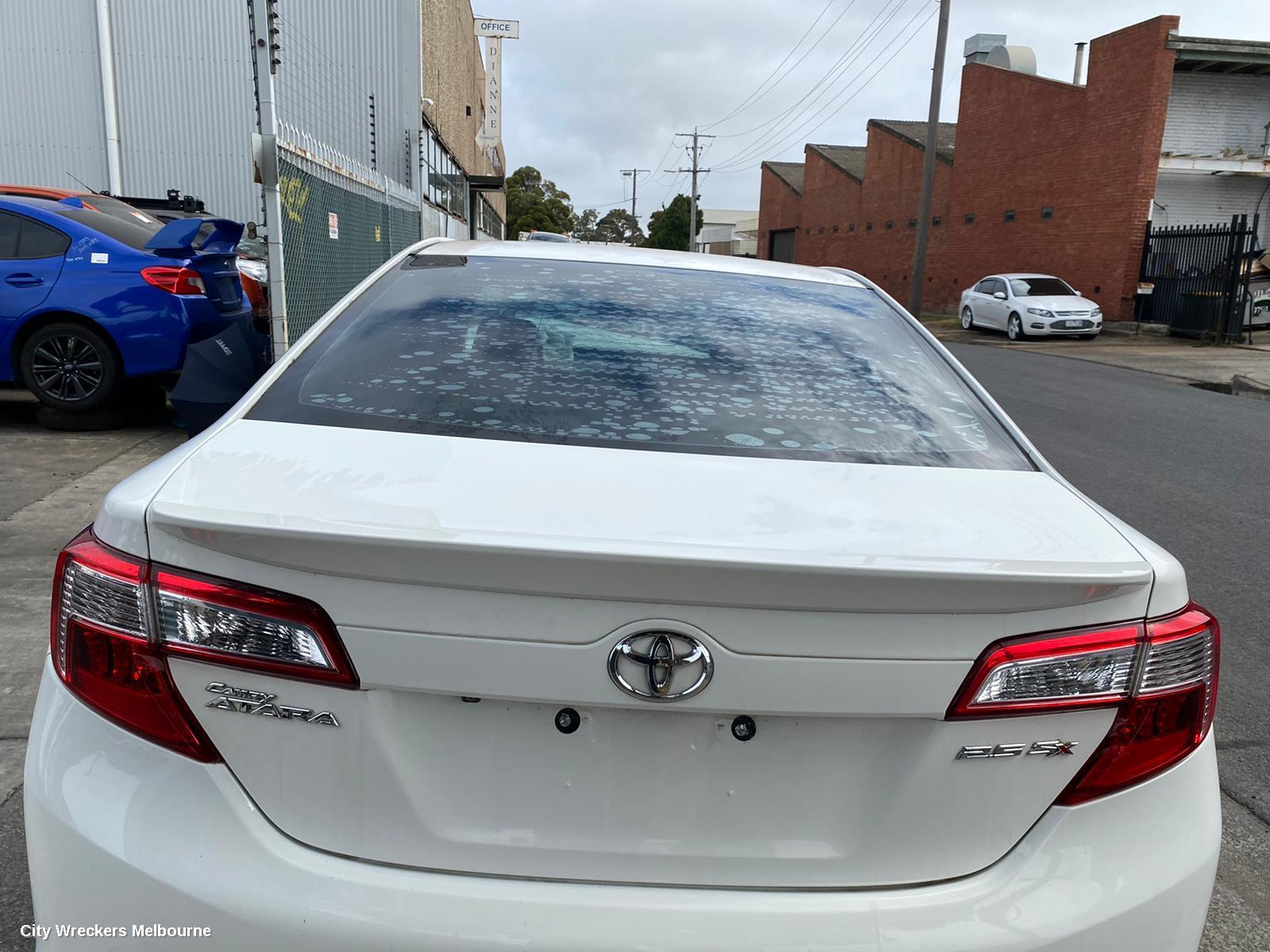 TOYOTA CAMRY RIGHT REAR DOOR, ASV50/AVV50, 12/2011 - 03/2015