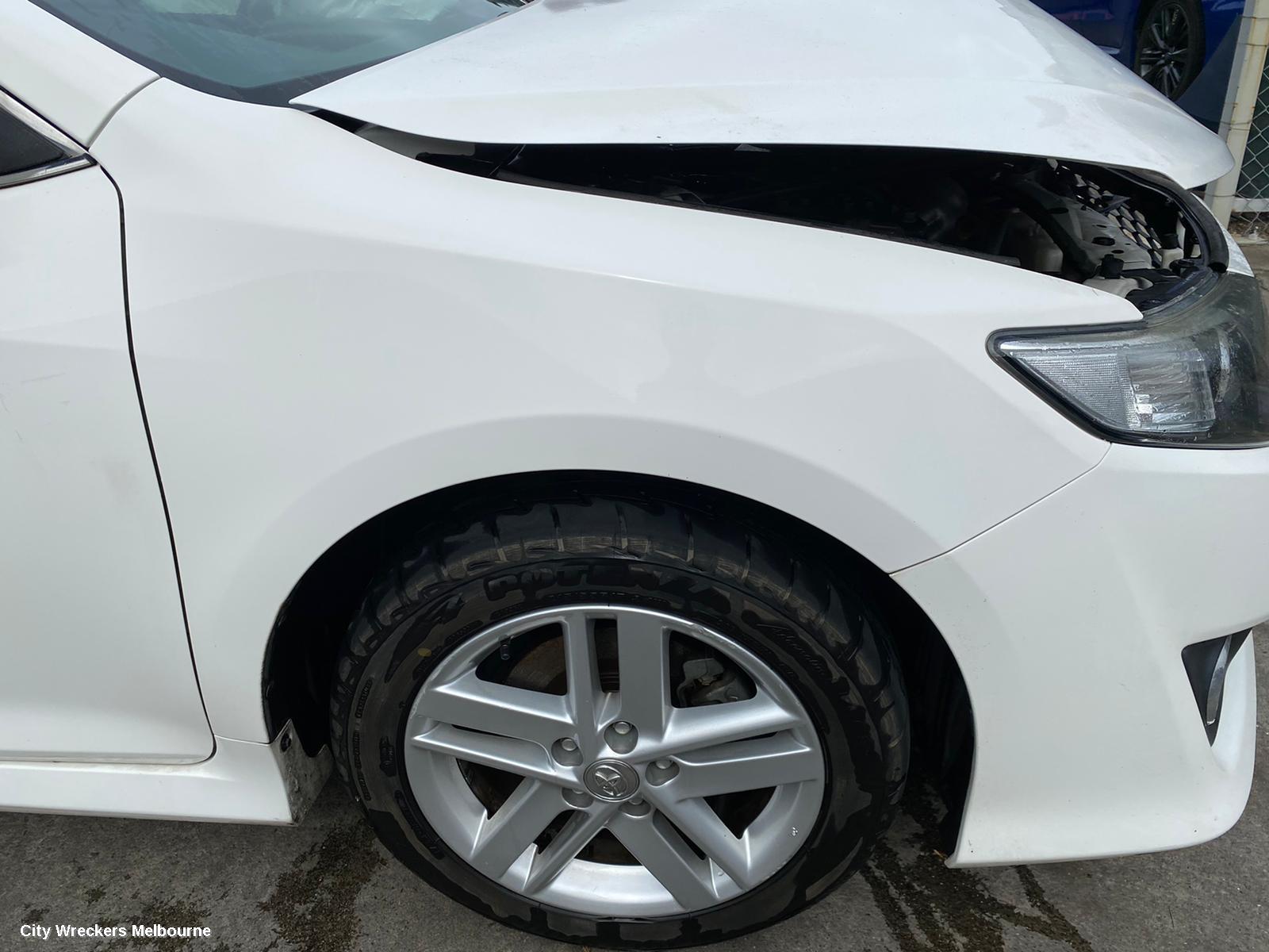 TOYOTA CAMRY WASHER BOTTLE, ASV50/AVV50, 12/2011 - 10/2017
