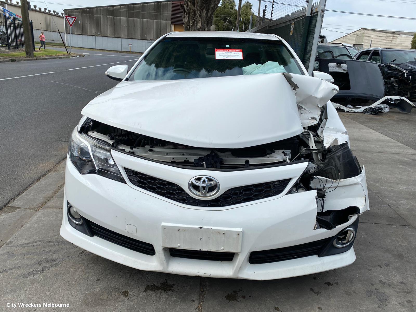 TOYOTA CAMRY WASHER BOTTLE, ASV50/AVV50, 12/2011 - 10/2017