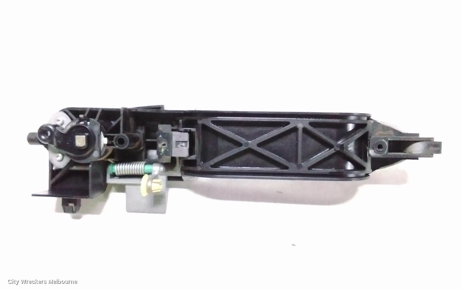 FORD ESCAPE DOOR HANDLE, OUTER, RH FRONT, ZC-ZD, 04/2006 - 01/2012