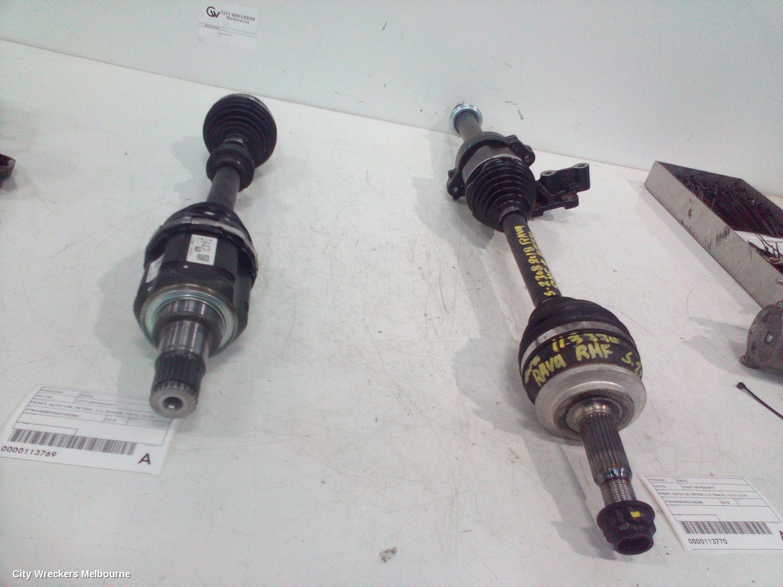 TOYOTA RAV4 LEFT DRIVESHAFT, FRONT, AUTO T/M, PETROL, 2.0, ZSA42R, 12/2012 - 12/2018