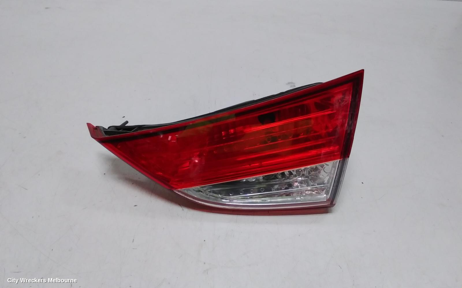 HYUNDAI ELANTRA REAR GARNISH, BOOTLID LAMP (RH SIDE), MD, 03/2011 - 09/2013