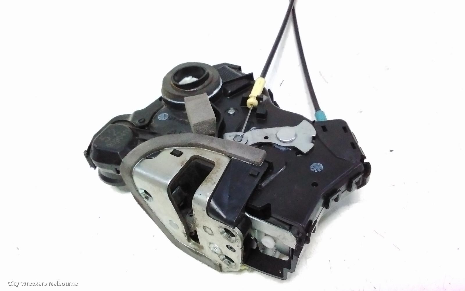 TOYOTA HIACE DOOR/BOOT/GATE LOCK, LEFT FRONT DOOR LOCK, TRH/KDH, 03/2005 - 04/2019