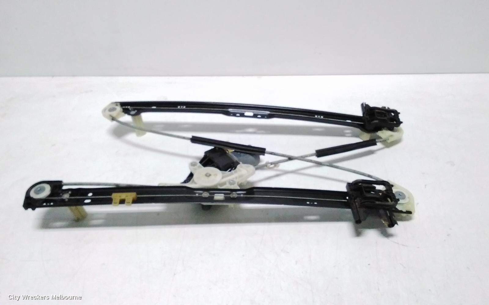 LAND ROVER RANGEROVER SPORT RIGHT REAR WND REG/MOTOR, L494, 12/2013 - 04/2022