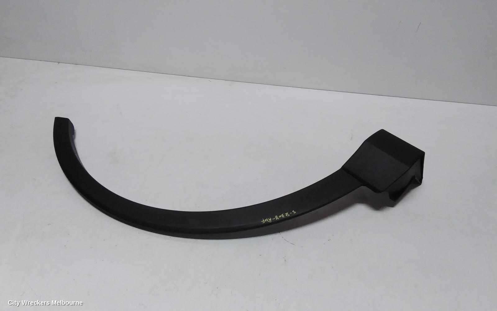TOYOTA RAV4 WHEEL ARCH FLARE, RH FRONT, XA40, 10/2015 - 12/2018