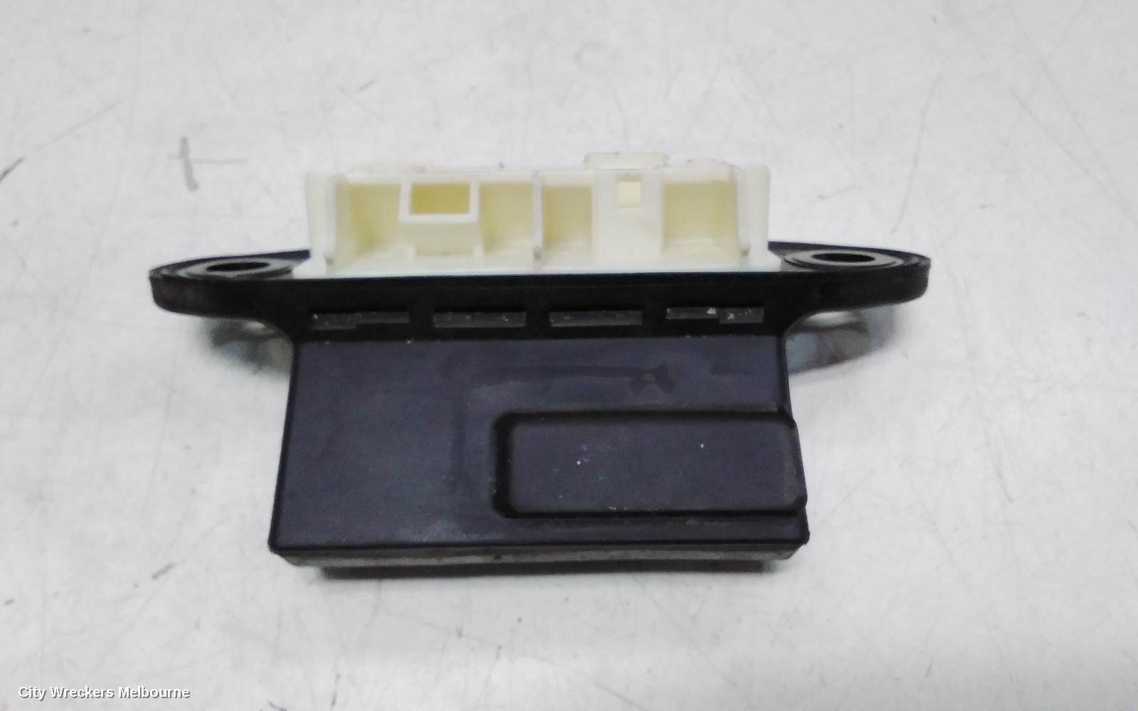 TOYOTA RAV4 TAILGATE HANDLE, XA40, 12/2012 - 12/2018