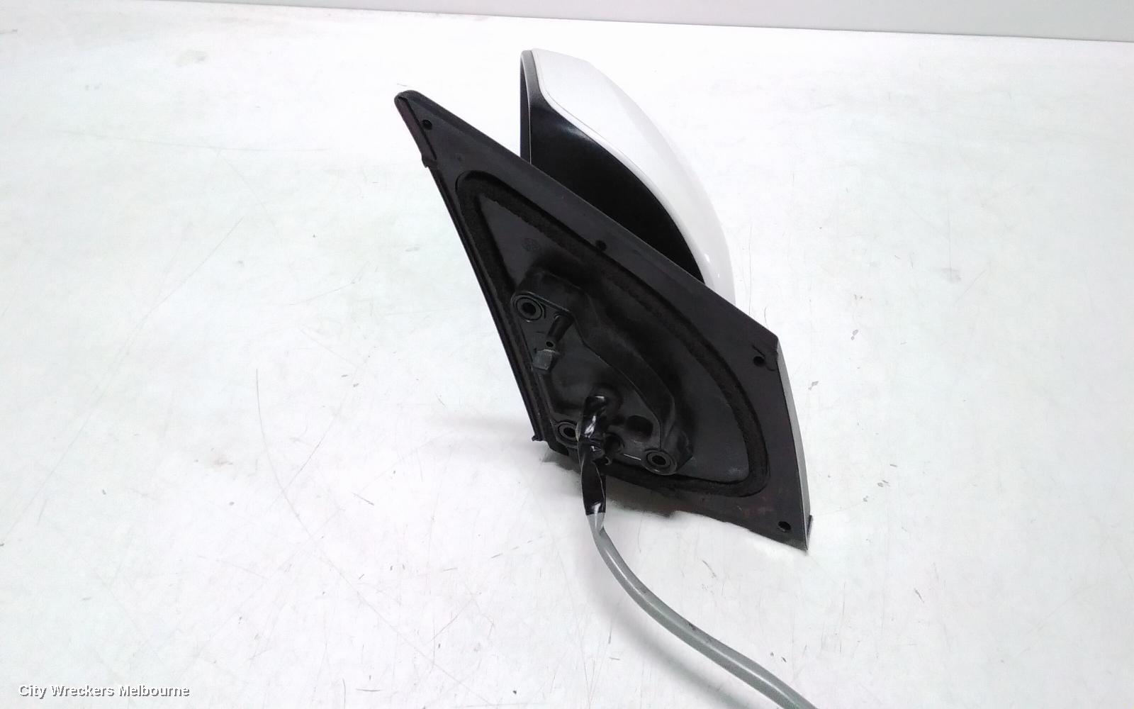 TOYOTA COROLLA LEFT DOOR MIRROR, ZRE152/20153R, SEDAN, W/ FLASHER LAMP, 03/2010 - 12/2013