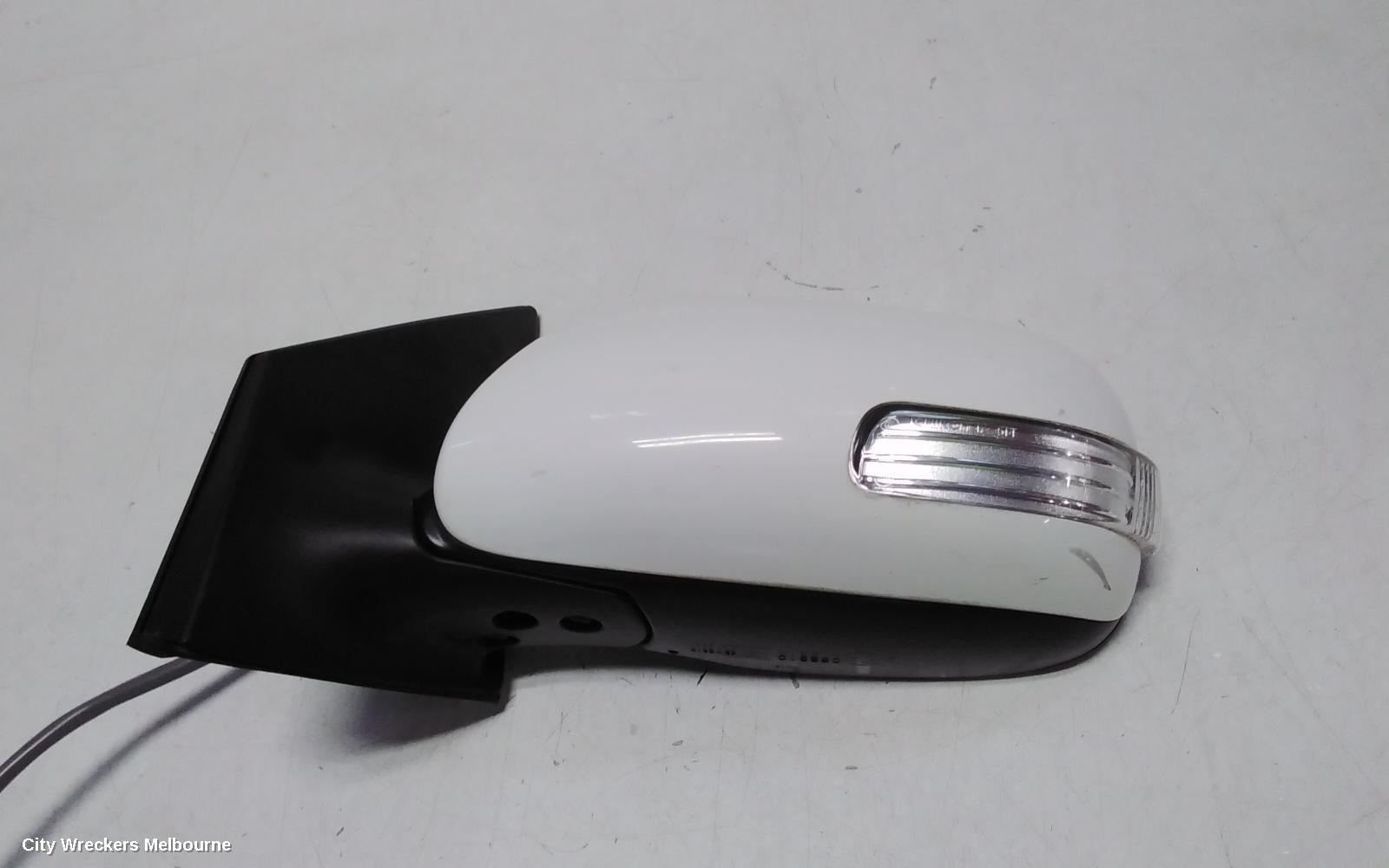 TOYOTA COROLLA LEFT DOOR MIRROR, ZRE152/20153R, SEDAN, W/ FLASHER LAMP, 03/2010 - 12/2013