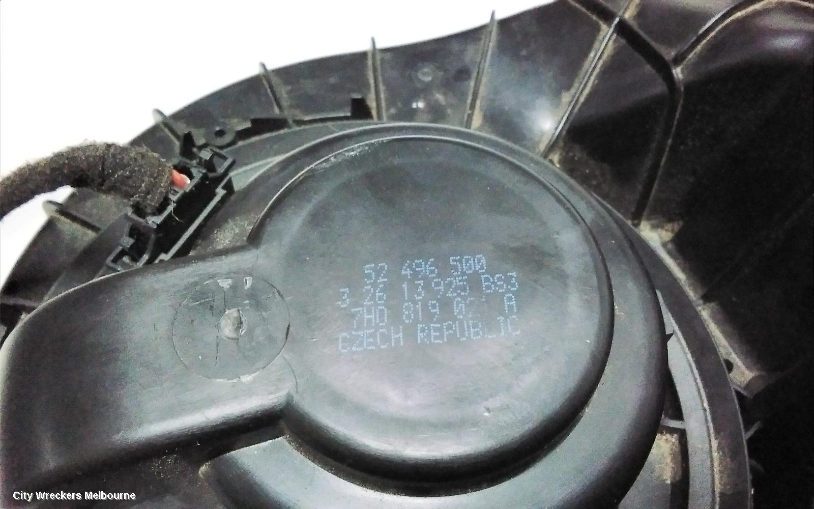AUDI Q7 HEATER CORE/BOX, 4L, 09/2006 - 08/2015