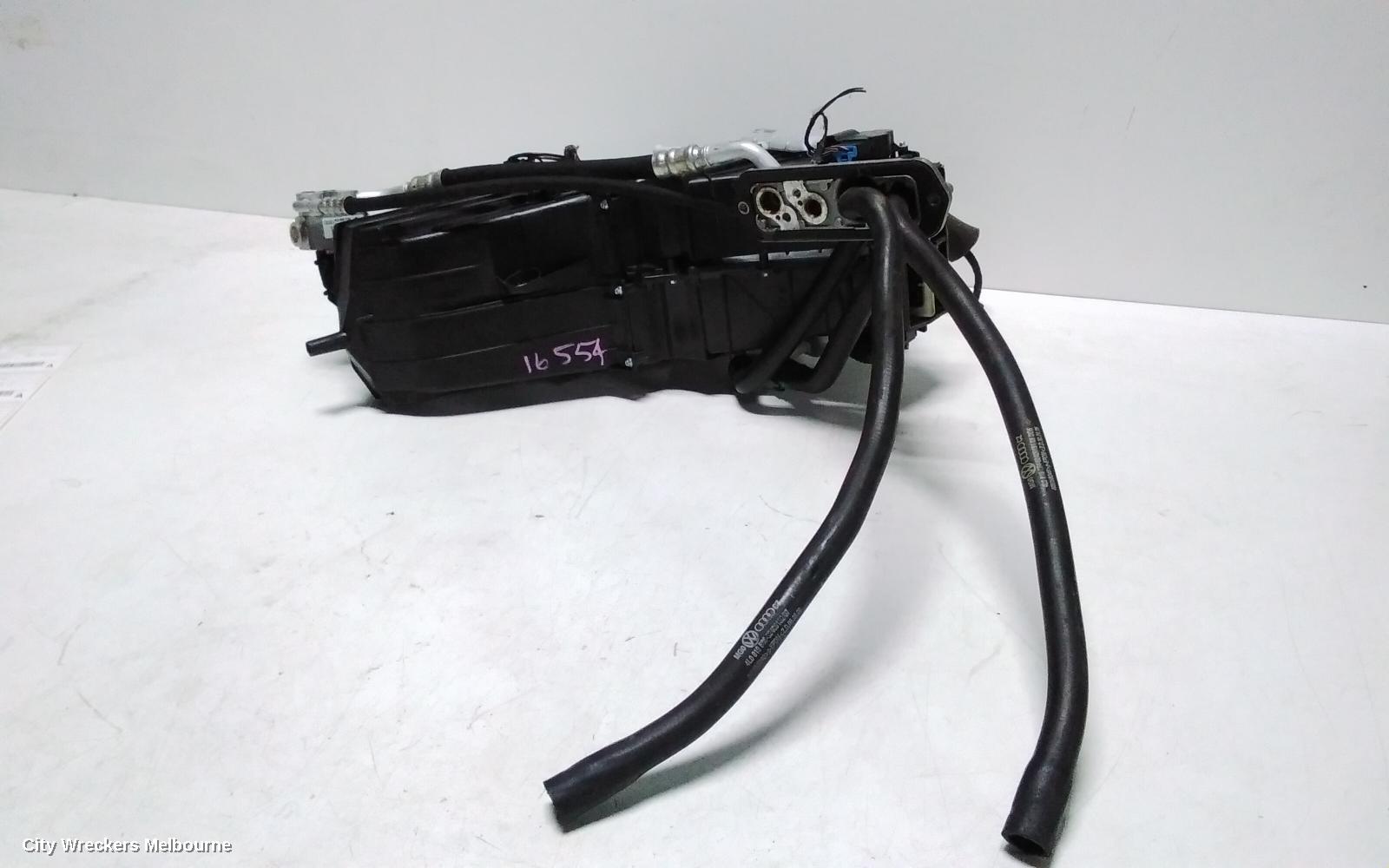 AUDI Q7 HEATER CORE/BOX, 4L, 09/2006 - 08/2015