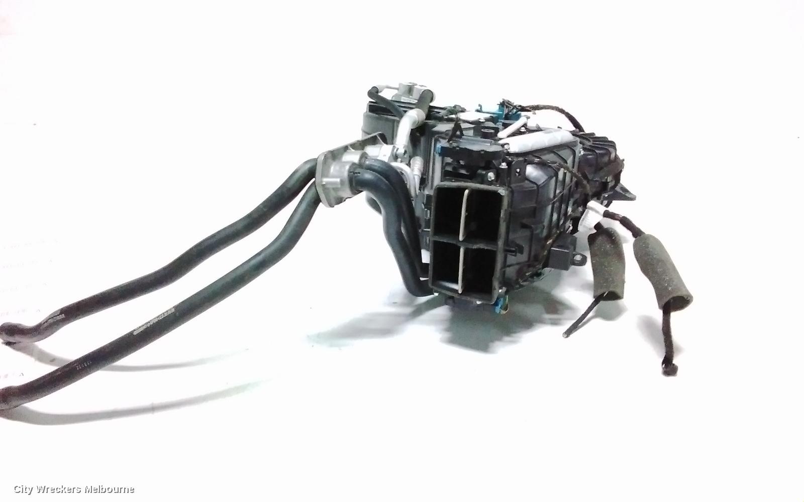 AUDI Q7 HEATER CORE/BOX, 4L, 09/2006 - 08/2015