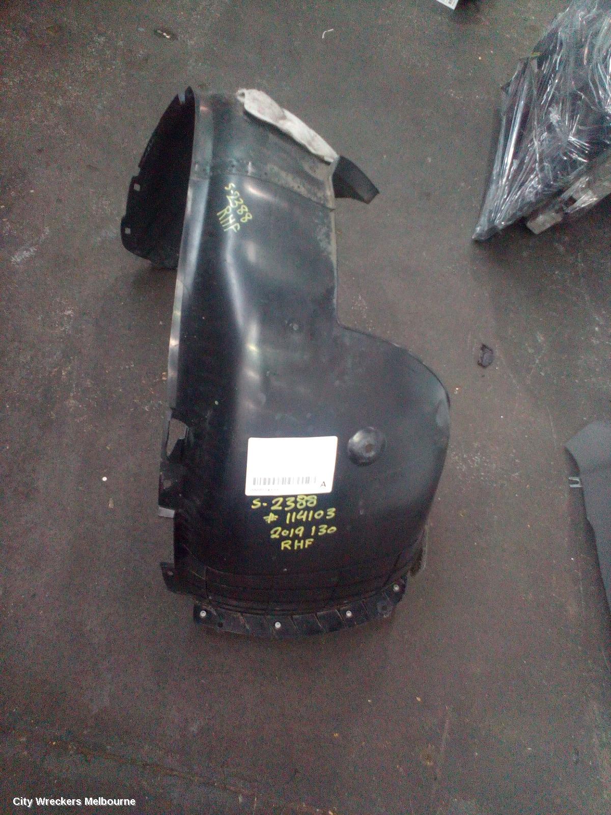 HYUNDAI I30 RIGHT GUARD LINER, FRONT, PD, HATCH (S. KOREA-VIN KMHH), N LINE TYPE, 10/2018 ONWARDS