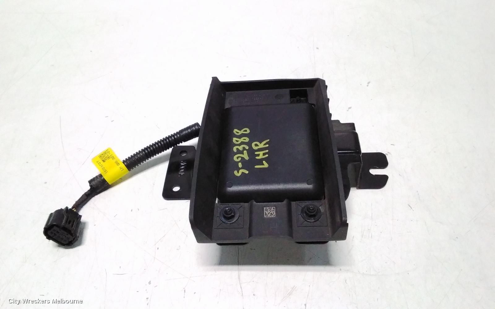 HYUNDAI I30, BLIND SPOT DETECTOR (LH SIDE), PD, 03/2017 ONWARDS