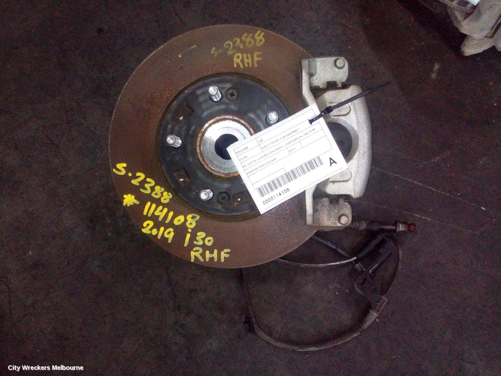HYUNDAI I30 RIGHT FRONT HUB ASSEMBLY, PD, HATCH (S.KOREA VIN KMHH), STANDARD/N LINE TYPE, 03/2017 - 02/2021
