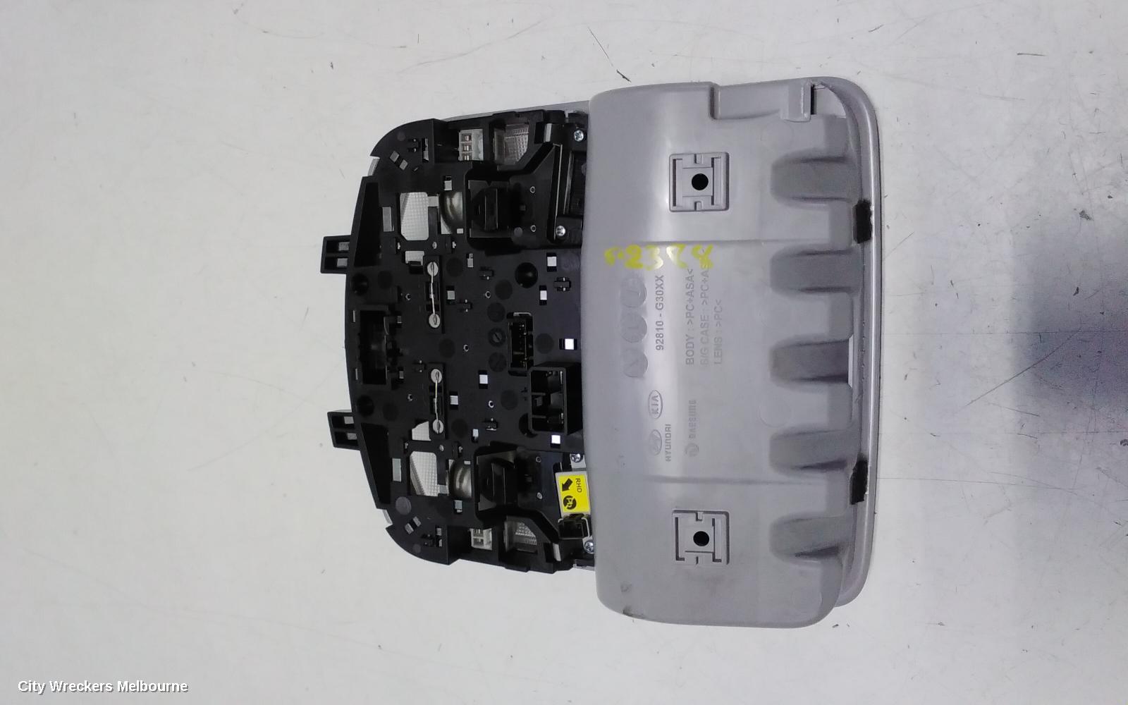 HYUNDAI I30 COURTESY LIGHT, FRONT, BLACK, W/ SUNGLASS HOLDER TYPE, PD, 03/2017 ONWARDS