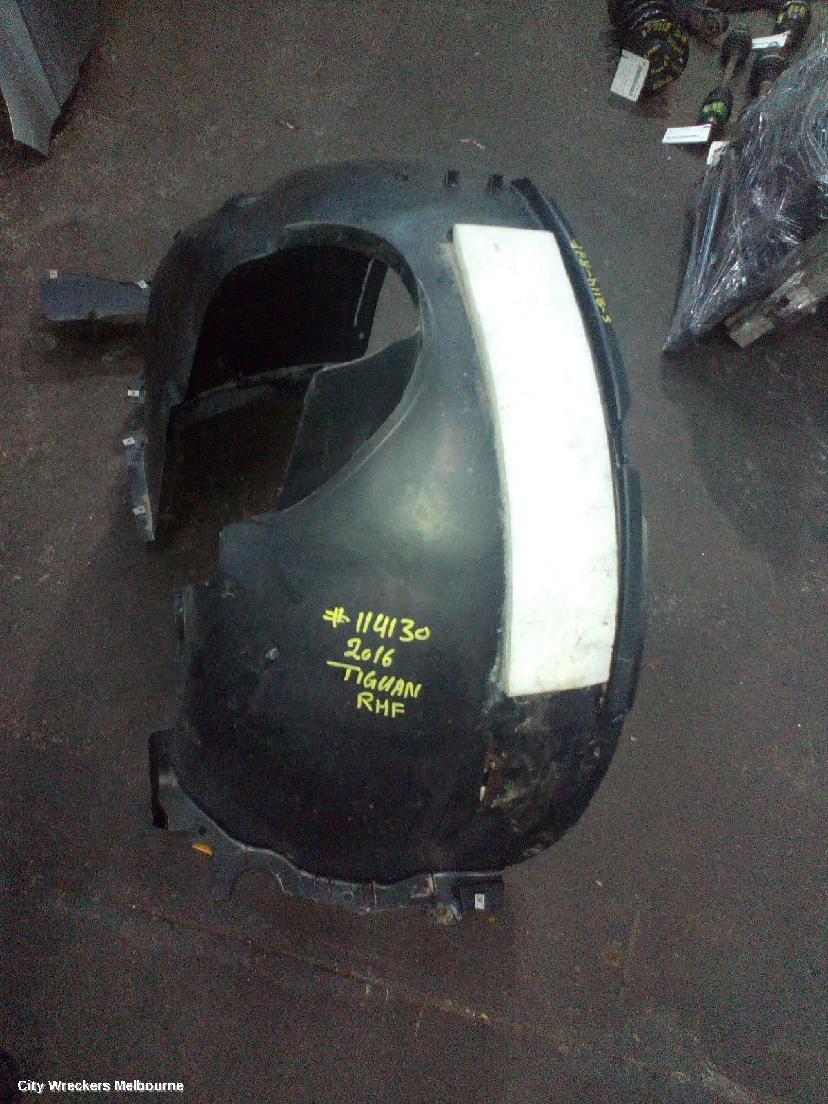VOLKSWAGEN TIGUAN RIGHT GUARD LINER, 5NA, 06/2016 - 05/2021