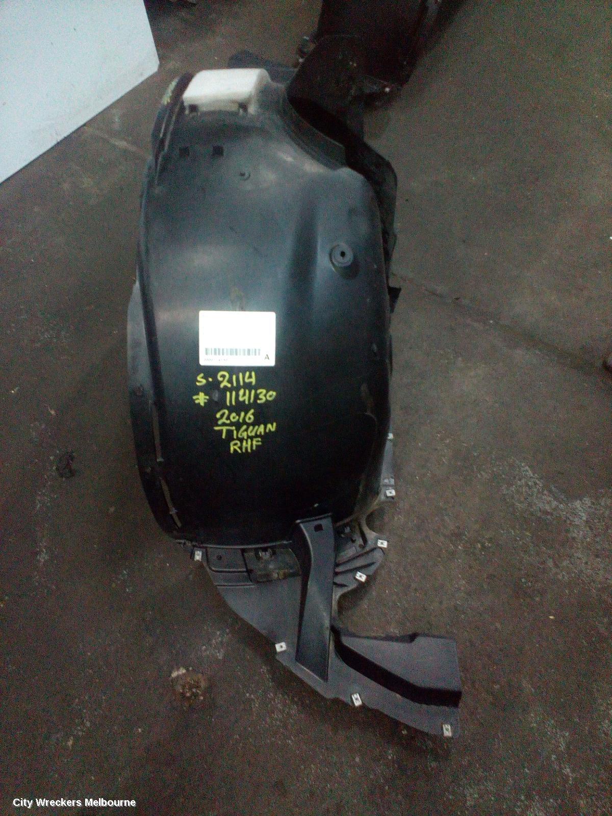 VOLKSWAGEN TIGUAN RIGHT GUARD LINER, 5NA, 06/2016 - 05/2021