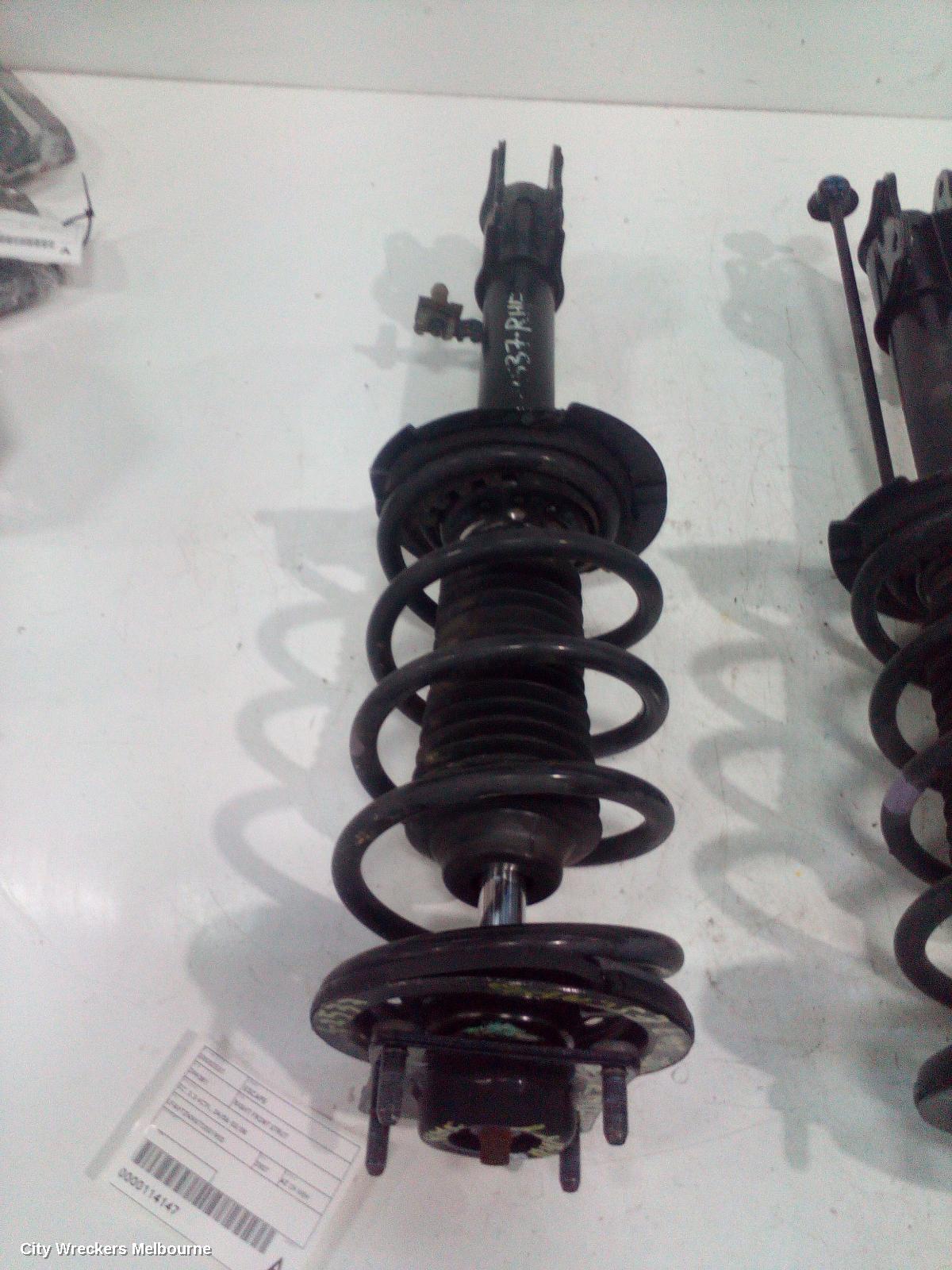 FORD ESCAPE RIGHT FRONT STRUT, ZC, 2.3 4CYL, 04/2006 - 03/2008