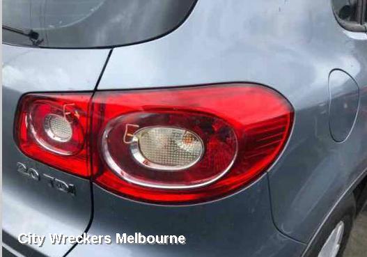 VOLKSWAGEN TIGUAN LEFT TAILLIGHT, 5N, 05/2008 - 06/2011