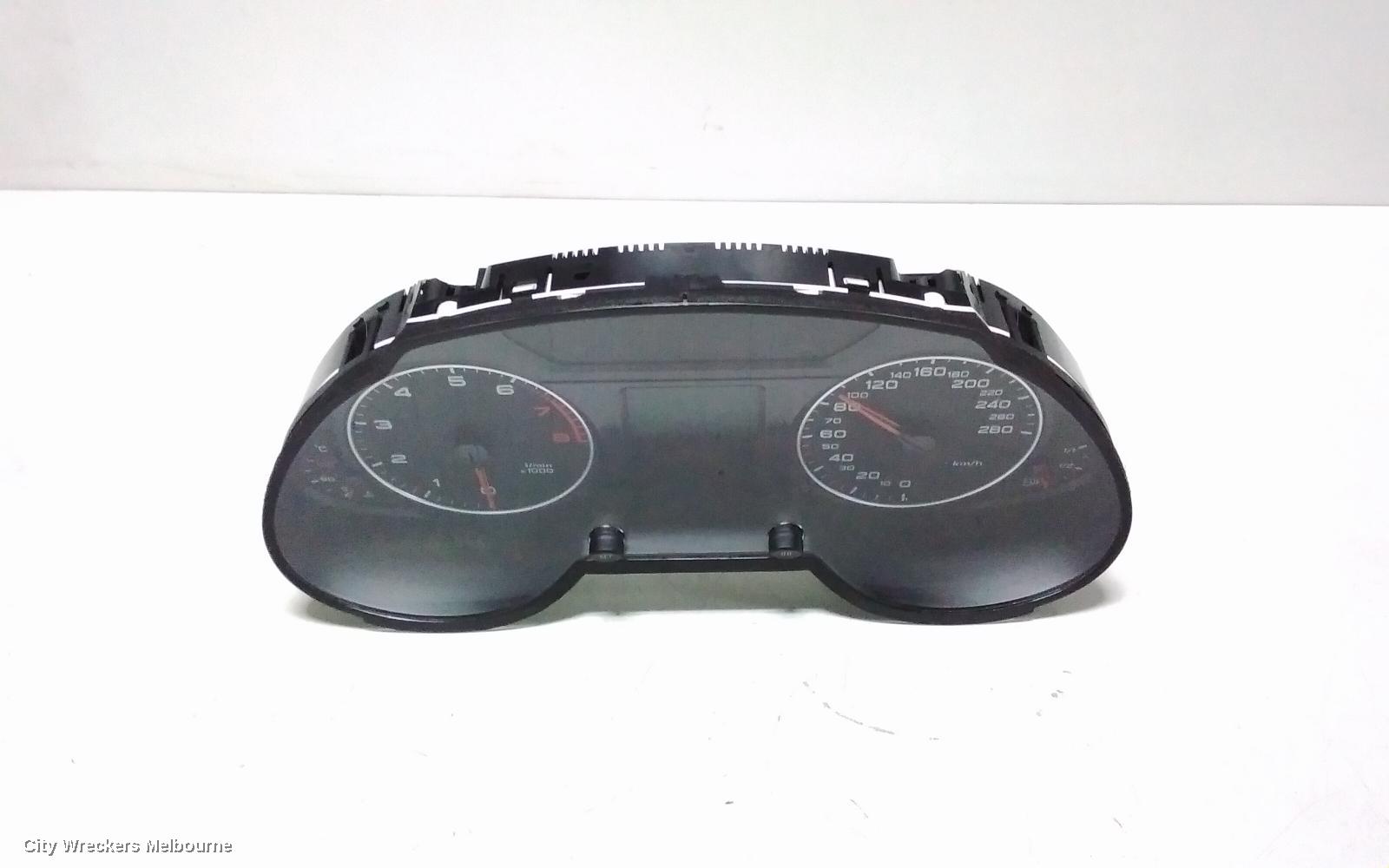 AUDI Q5 INSTRUMENT CLUSTER, PETROL, 8R, 03/2009 - 01/2017