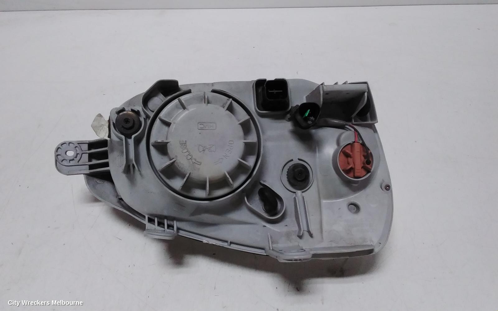 HYUNDAI SANTA FE LEFT HEADLAMP, SM, 11/2000 - 09/2003