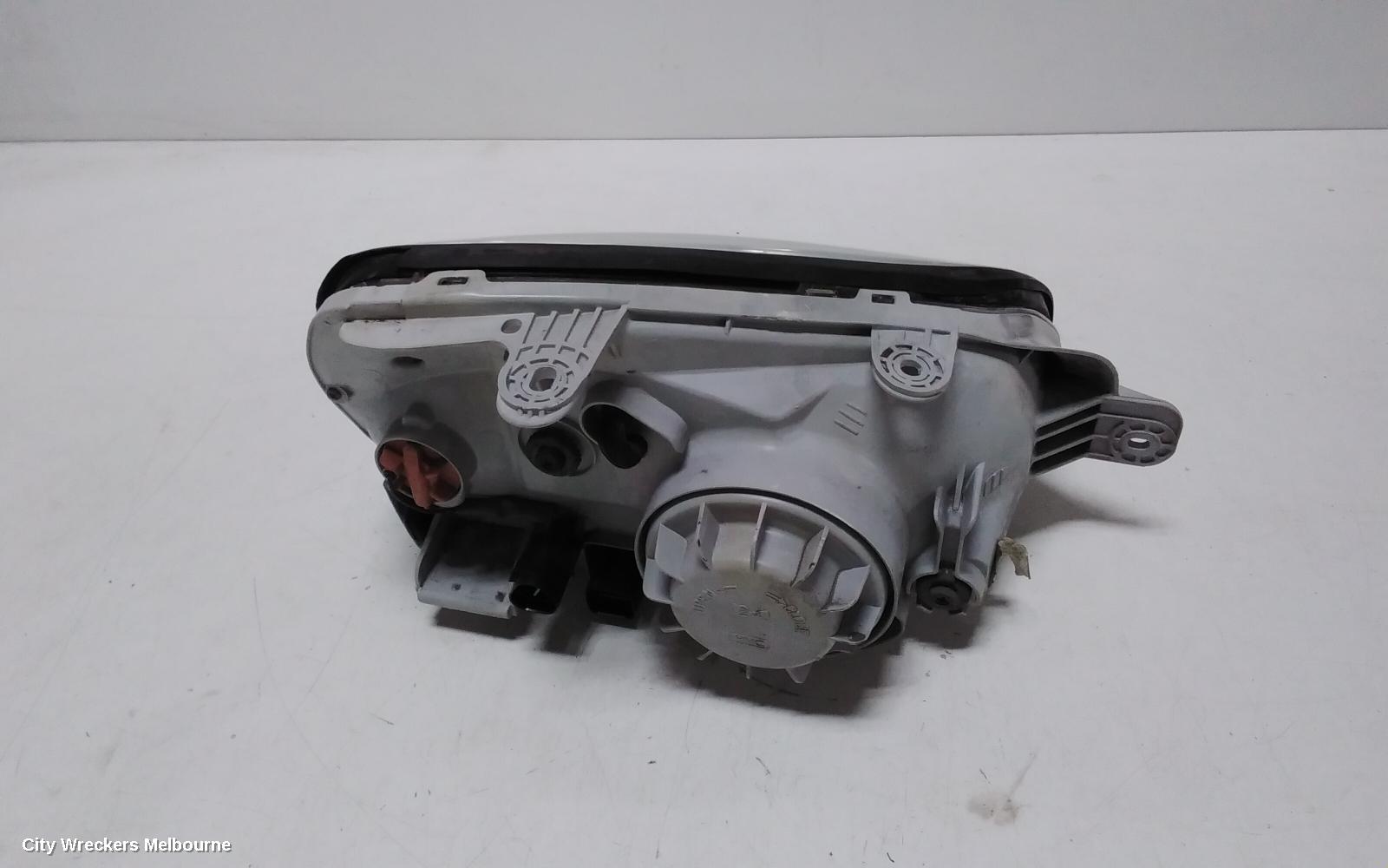 HYUNDAI SANTA FE LEFT HEADLAMP, SM, 11/2000 - 09/2003