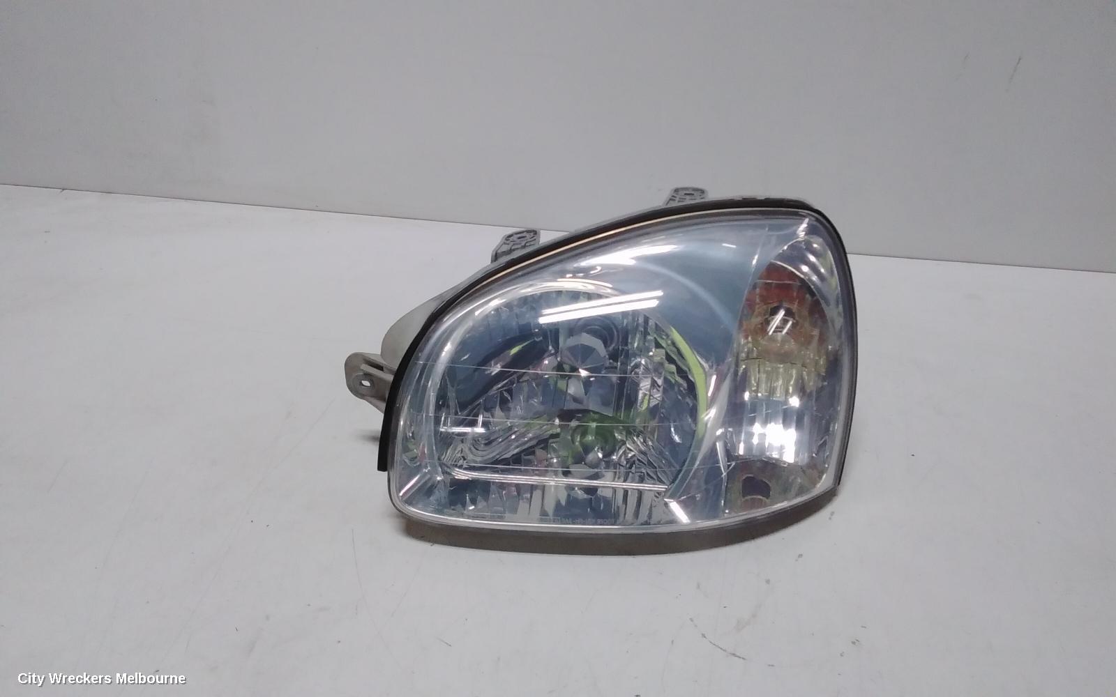 HYUNDAI SANTA FE LEFT HEADLAMP, SM, 11/2000 - 09/2003