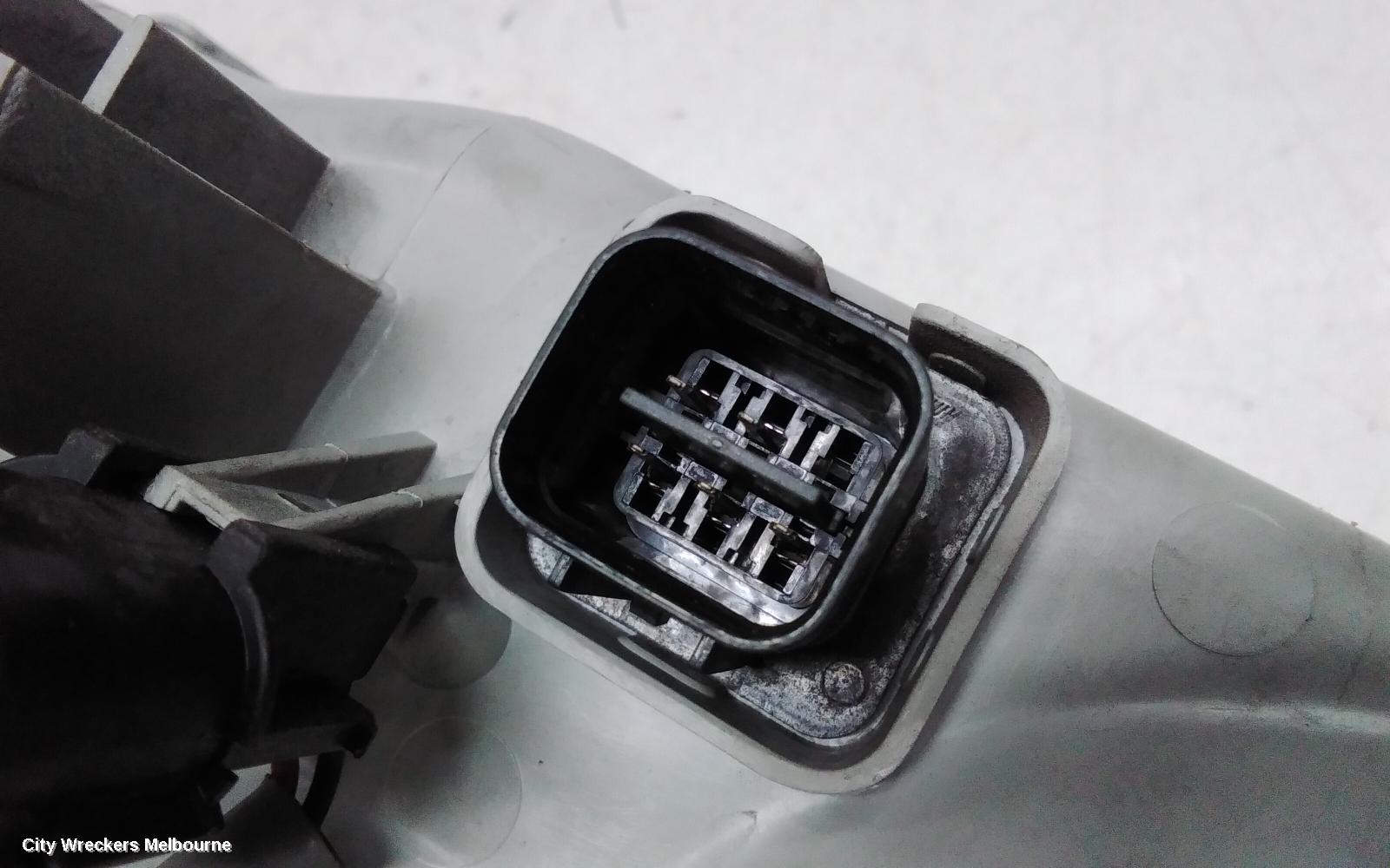 HYUNDAI SANTA FE RIGHT HEADLAMP, SM, 11/2000 - 09/2003