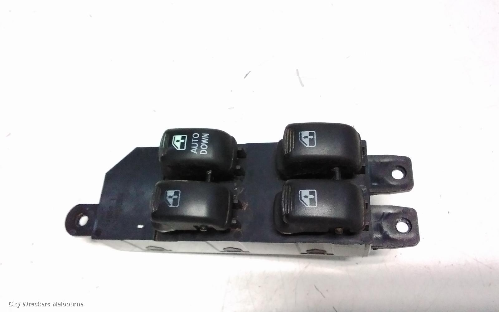 HYUNDAI SANTA FE PWR DR WIND SWITCH, RH FRONT MASTERSWITCH, SM, 11/2000 - 11/2005