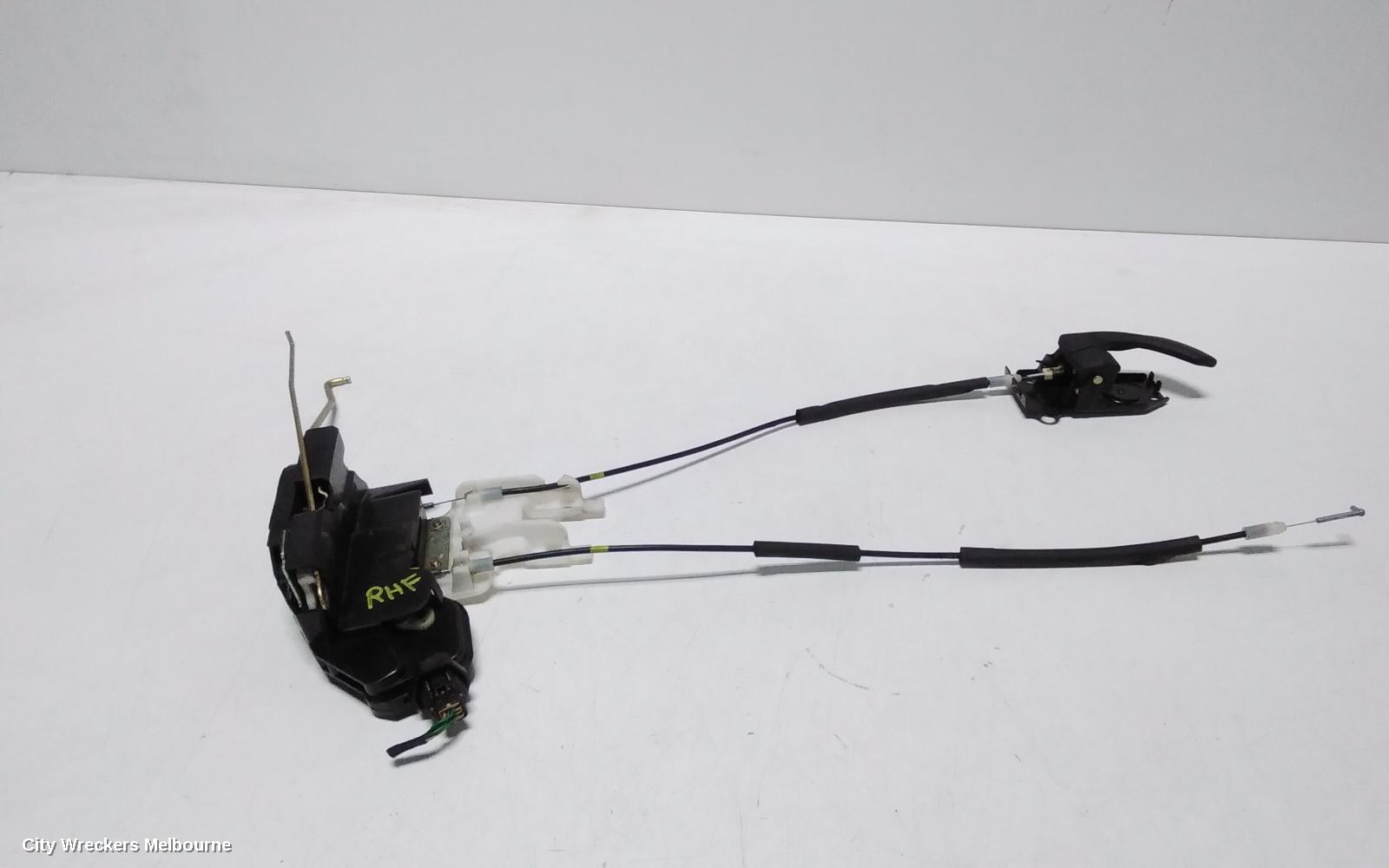 HYUNDAI SANTA FE DOOR/BOOT/GATE LOCK, RIGHT FRONT DOOR LOCK, SM, 11/2000 - 11/2005