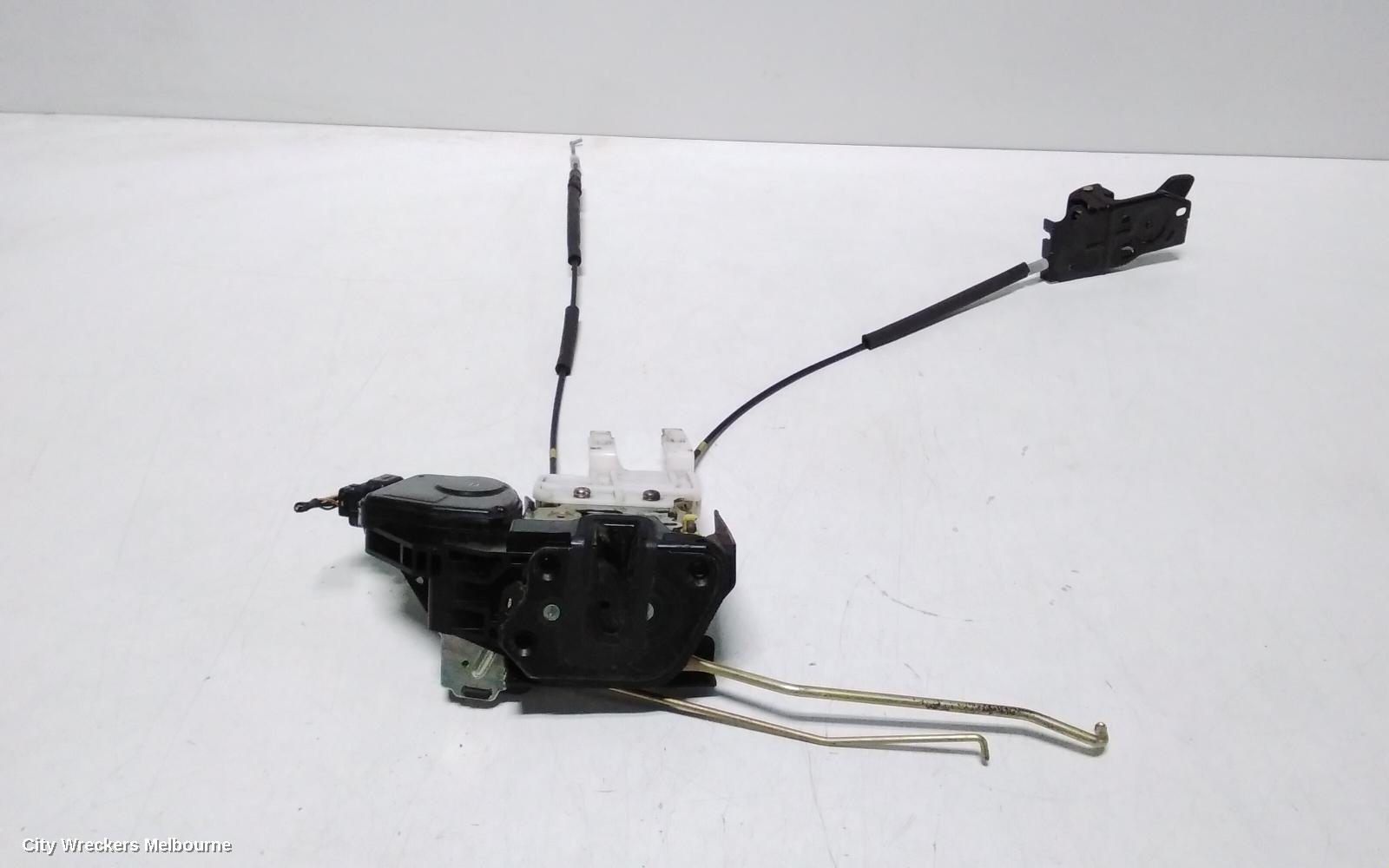 HYUNDAI SANTA FE DOOR/BOOT/GATE LOCK, RIGHT FRONT DOOR LOCK, SM, 11/2000 - 11/2005