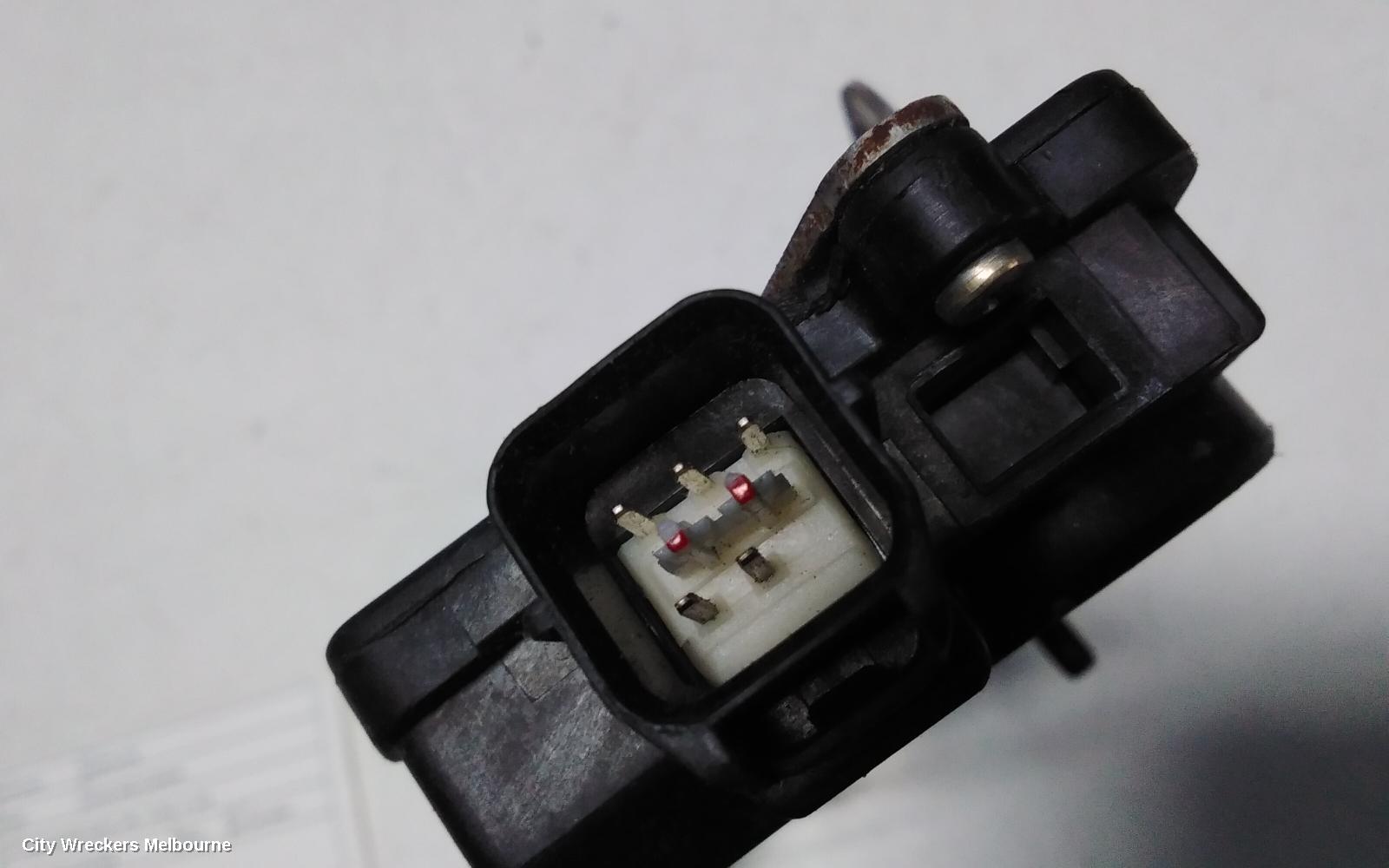 HYUNDAI SANTA FE DOOR/BOOT/GATE LOCK, LEFT REAR DOOR LOCK, SM, 11/2000 - 11/2005