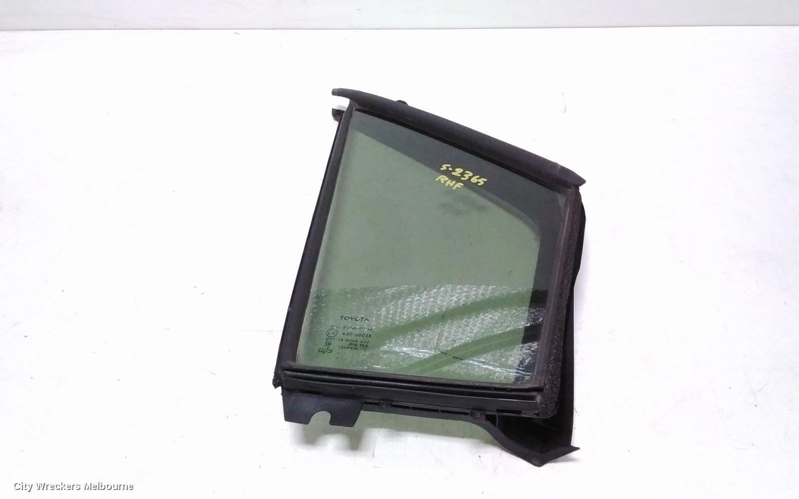 TOYOTA HIACE RIGHT REAR 1/4 DOOR GLASS, 300 SERIES, 02/2019 ONWARDS