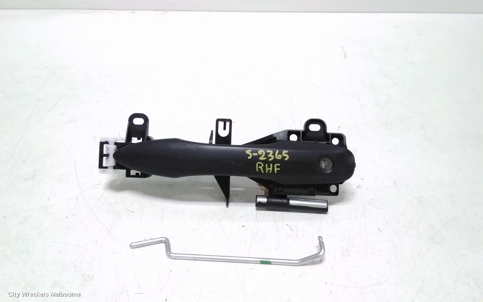 TOYOTA HIACE DOOR HANDLE, OUTER, RH FRONT, COLOUR CODED, 300 SERIES, 02/2019 ONWARDS