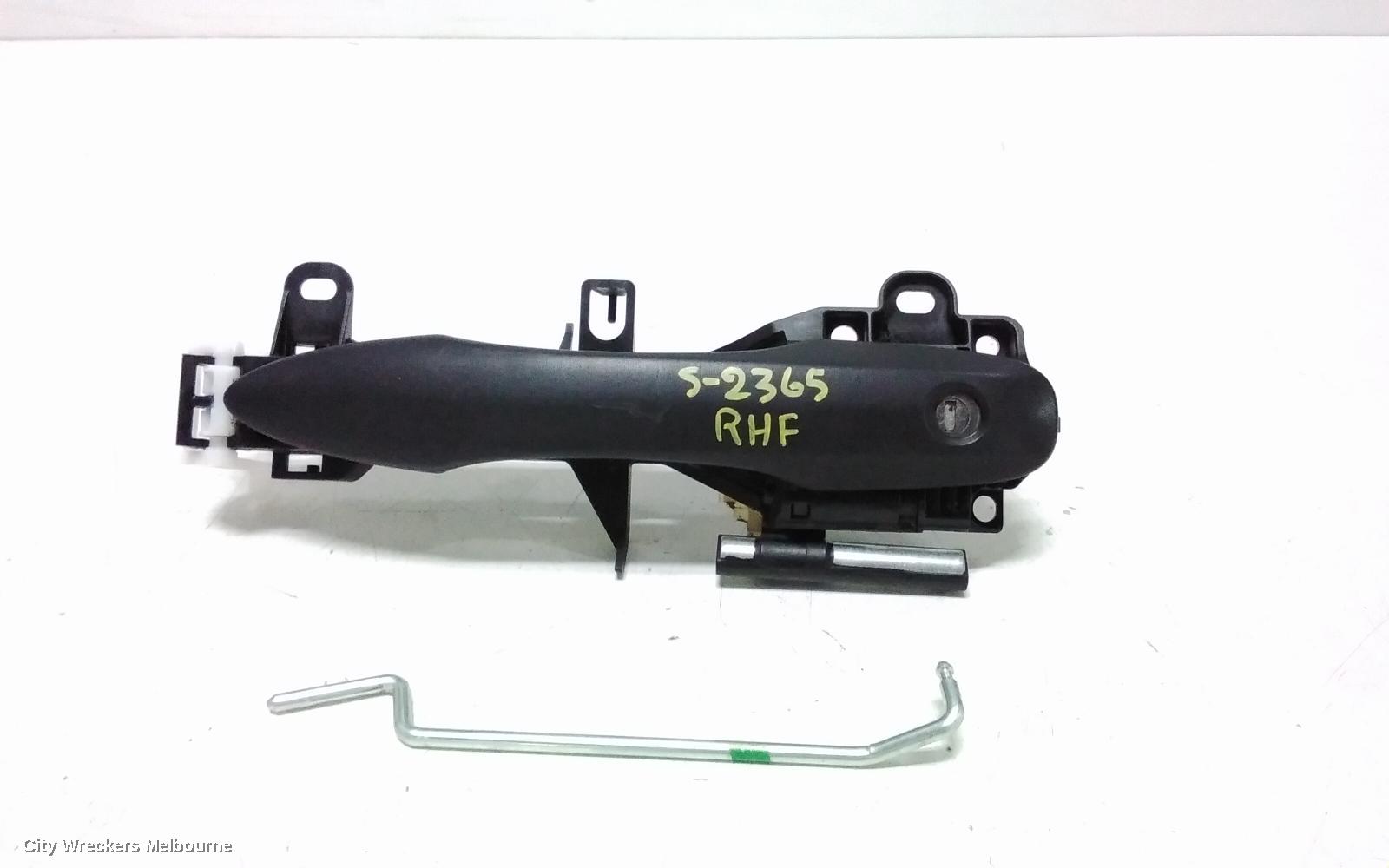 TOYOTA HIACE DOOR HANDLE, OUTER, RH FRONT, COLOUR CODED, 300 SERIES, 02/2019 ONWARDS