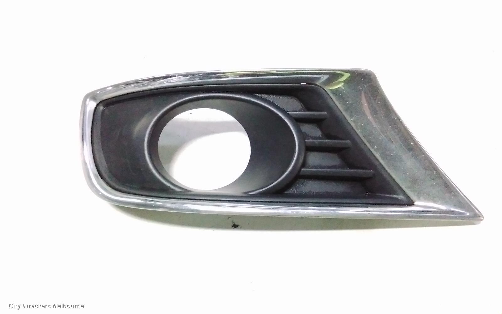 TOYOTA AURION LEFT INDICATOR/FOG/SIDE, BUMPER FOGLAMP, GSV40R, PRESARA/PRODIGY/TOURING, 08/2009 - 03/2012