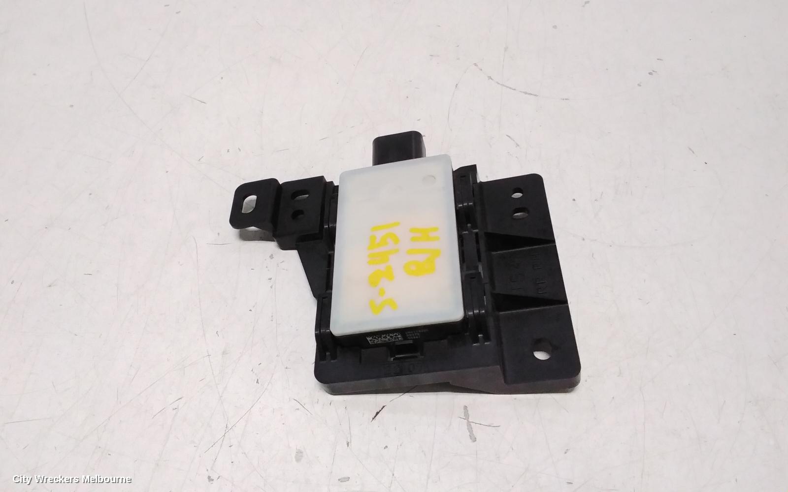 HYUNDAI STARIA, US4, 04/2021 ONWARDS, RHR BLINDSPOT MODULE: 114254