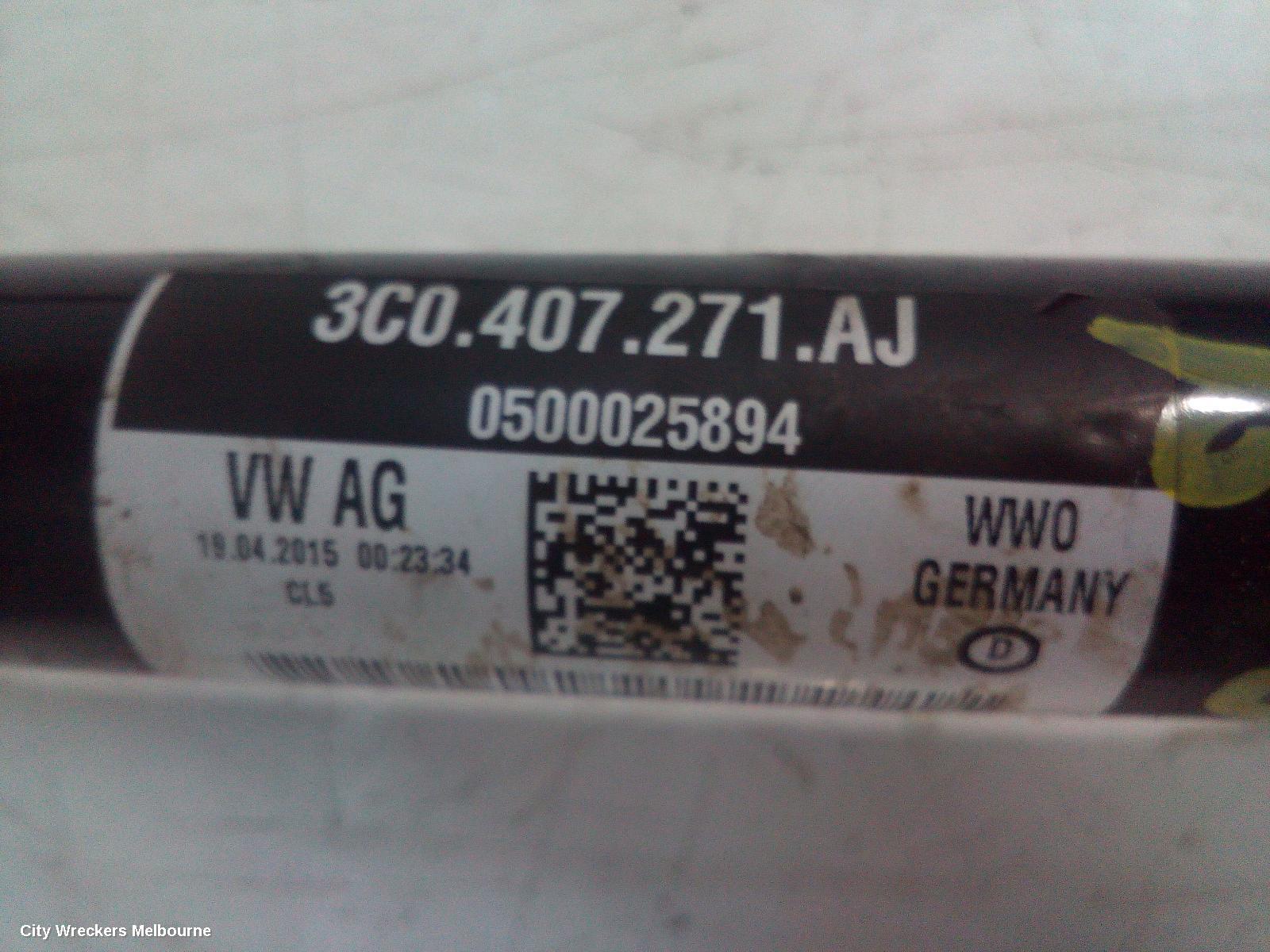 VOLKSWAGEN TIGUAN LEFT DRIVESHAFT, FRONT, PETROL, 1.4, 5N, 07/2011 - 08/2016