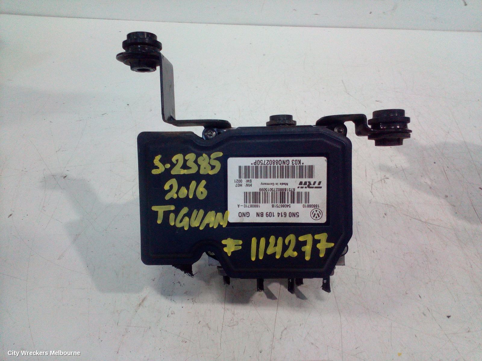 VOLKSWAGEN TIGUAN ABS PUMP/MODULATOR, 5N, 07/2011 - 08/2016