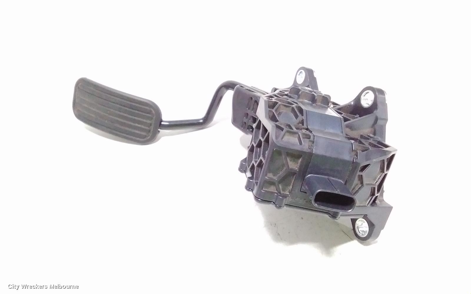 TOYOTA COROLLA PEDAL ASSEMBLY, E210, ACCELERATOR PEDAL, 07/2018 ONWARDS