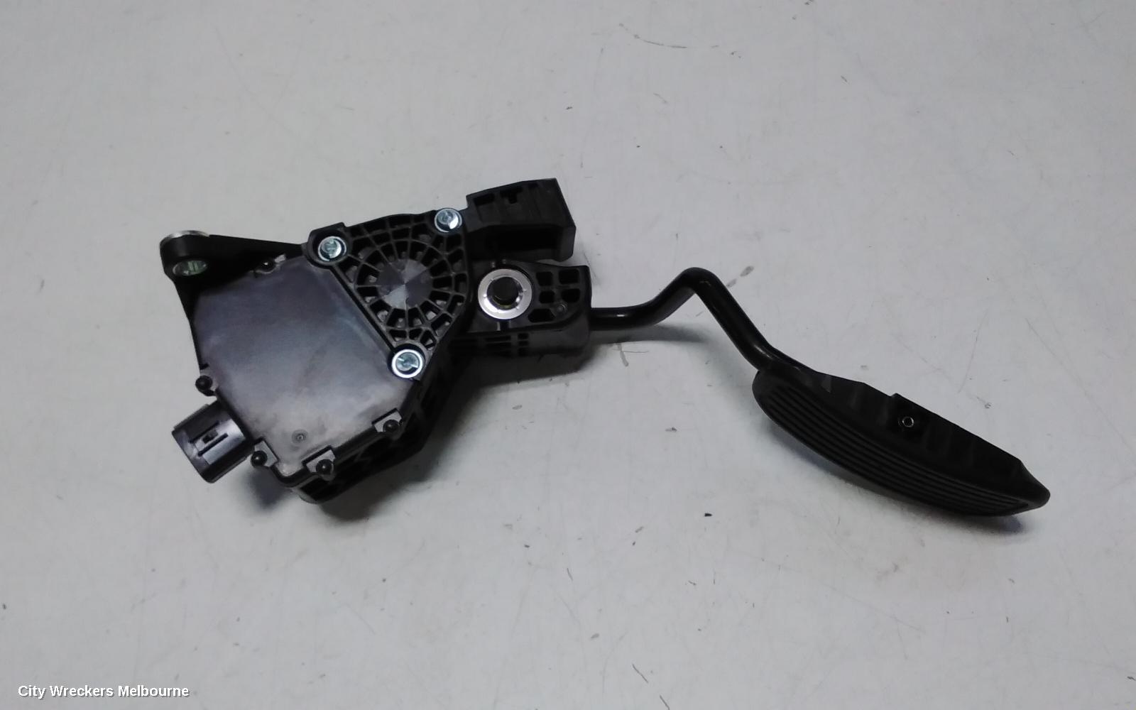 TOYOTA COROLLA PEDAL ASSEMBLY, E210, ACCELERATOR PEDAL, 07/2018 ONWARDS