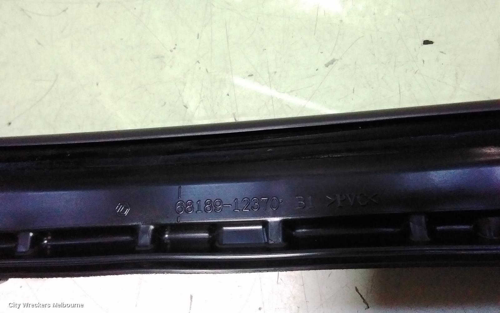TOYOTA COROLLA LEFT REAR 1/4 DOOR GLASS, E210, SEDAN, 11/2019 ONWARDS