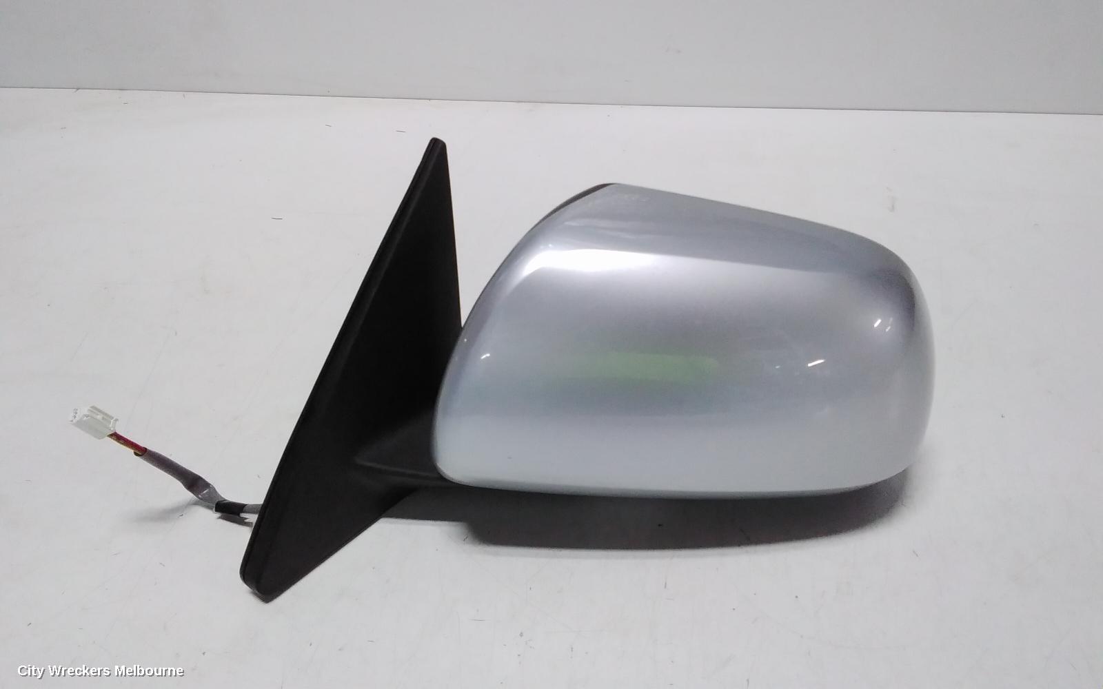 TOYOTA KLUGER LEFT DOOR MIRROR, GSU40-GSU45, 07/2010 - 02/2014