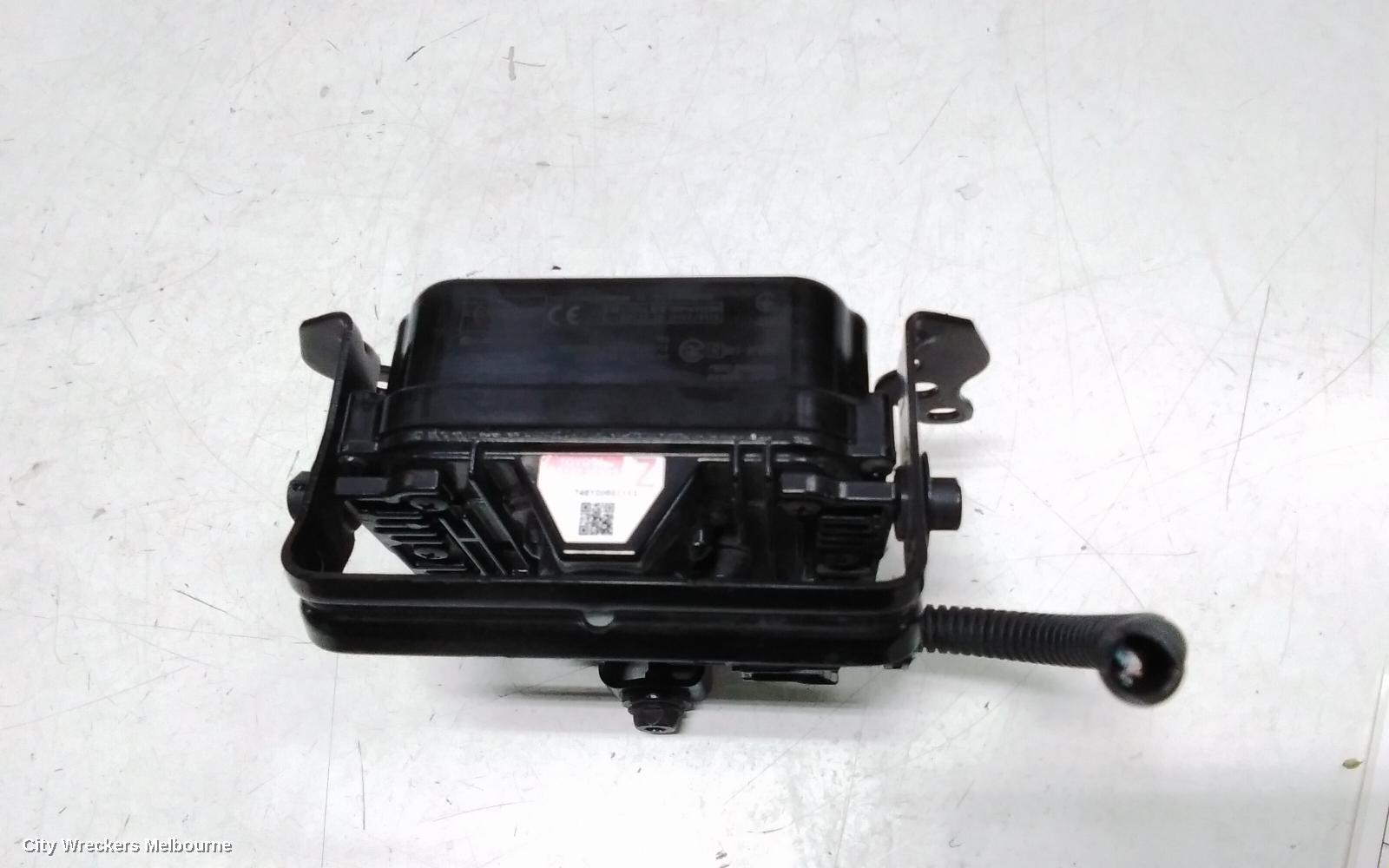 TOYOTA RAV4, SENSOR ASSY, MILLIMETER WAVE RADAR, XA40, 12/2015 - 12/2018, 88210-47090: 114457