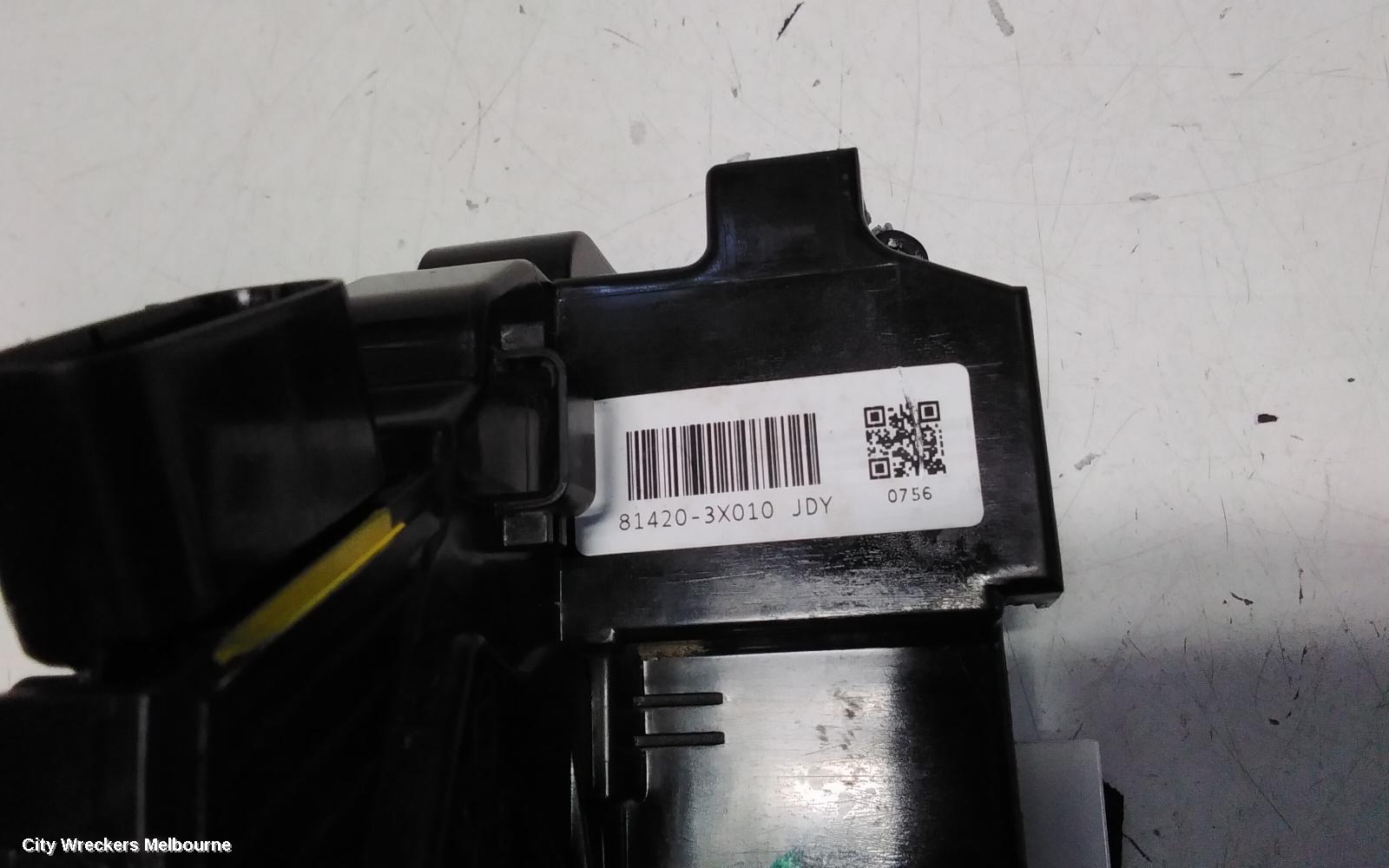 HYUNDAI ELANTRA DOOR/BOOT/GATE LOCK, RIGHT REAR DOOR LOCK, MD, 03/2011 - 11/2015