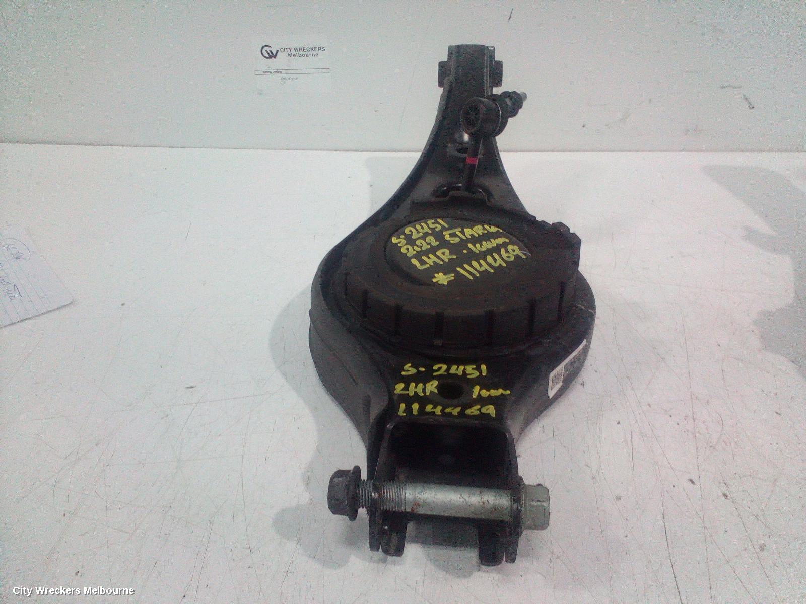 HYUNDAI STARIA LEFT REAR TRAILING ARM, US4, LOWER CONTROL ARM, 04/2021 ONWARDS