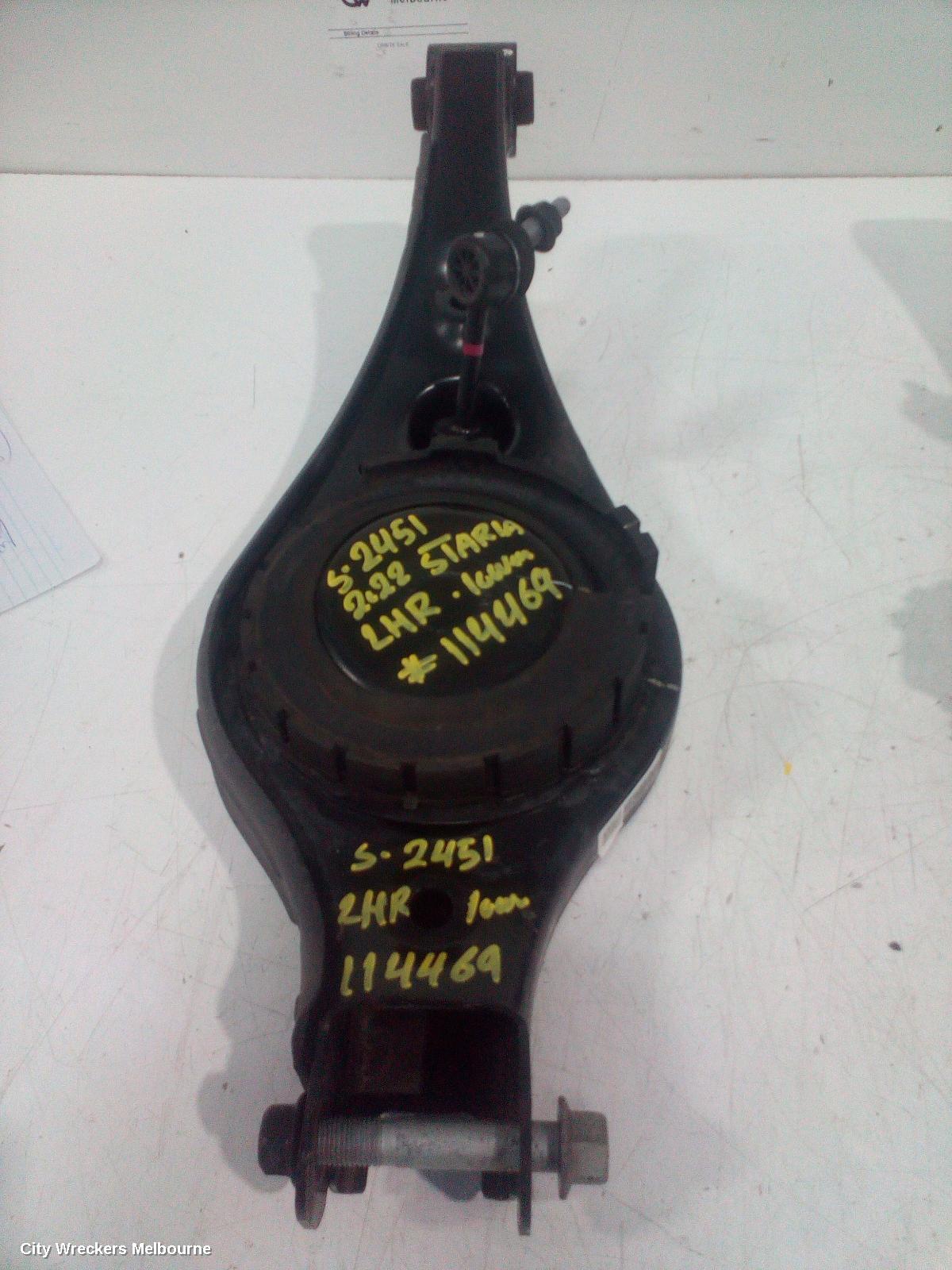HYUNDAI STARIA LEFT REAR TRAILING ARM, US4, LOWER CONTROL ARM, 04/2021 ONWARDS